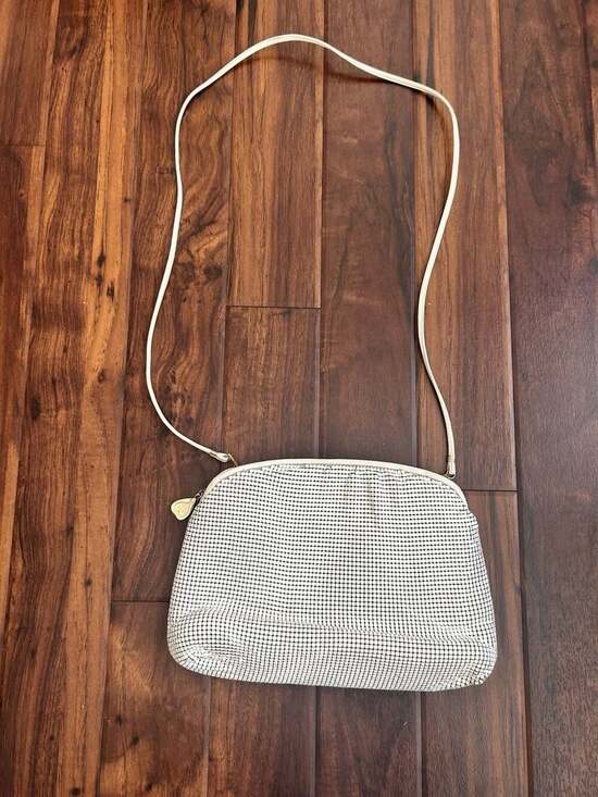 Whiting & Davis Handbags - Vintage Whiting & Davis White Mesh Shoulder Bag with Gold Accents